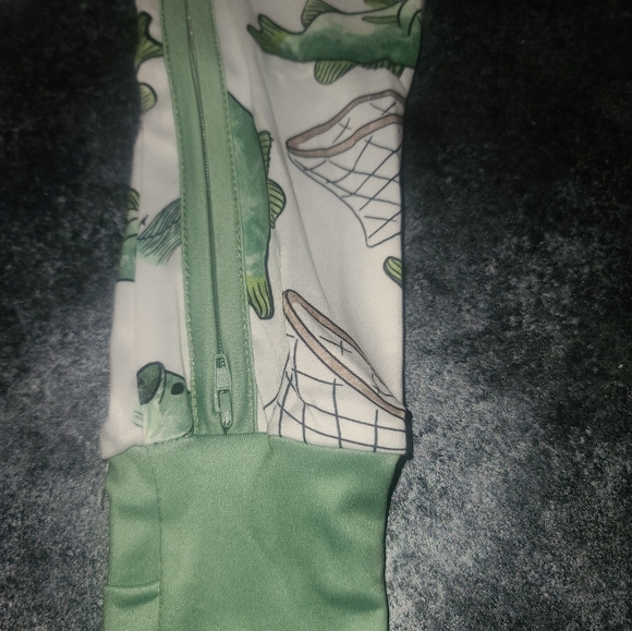 Sleeper - Picture 4 of 5